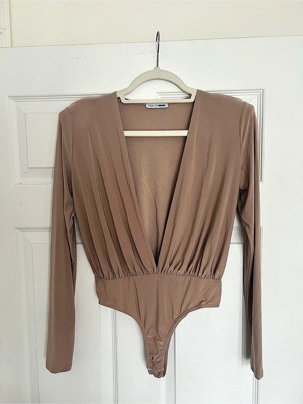 Fashion Nova Deep Plunge Lined Long Sleeve Bodysuit Brown Small